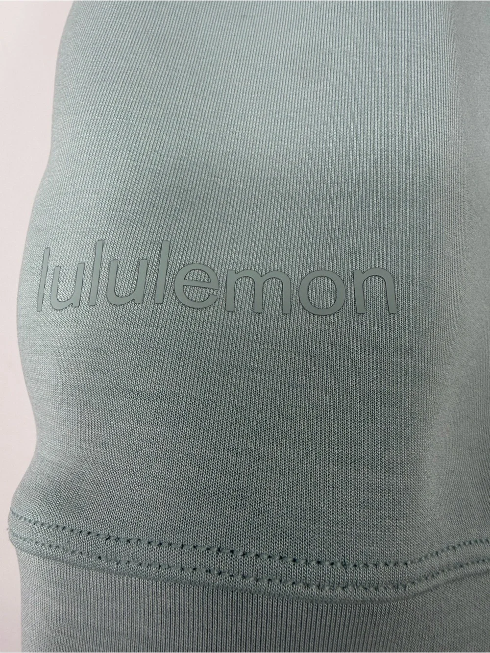 Lululemon Perfectly Oversized Cropped Crew *Softstreme Silver Blue sz 2